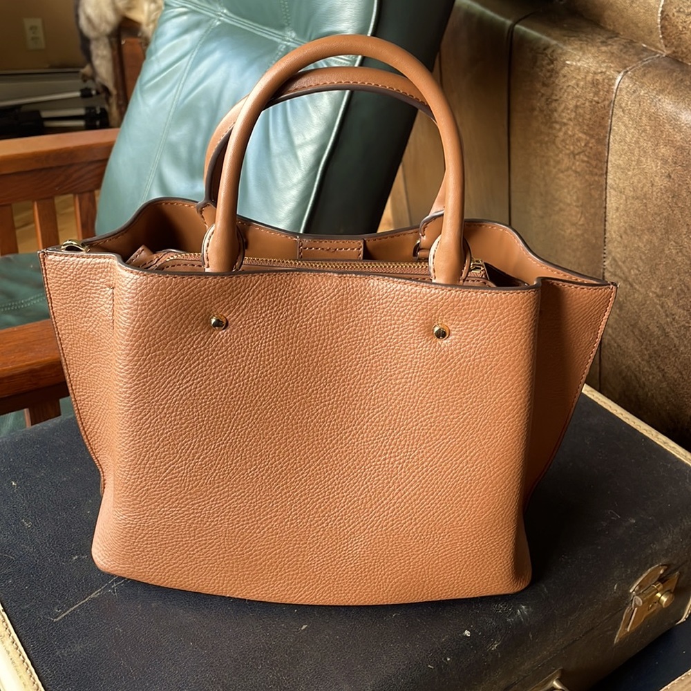 NWOT Michael Kors‎ Savannah leather medium satchel - Picture 2 of 8